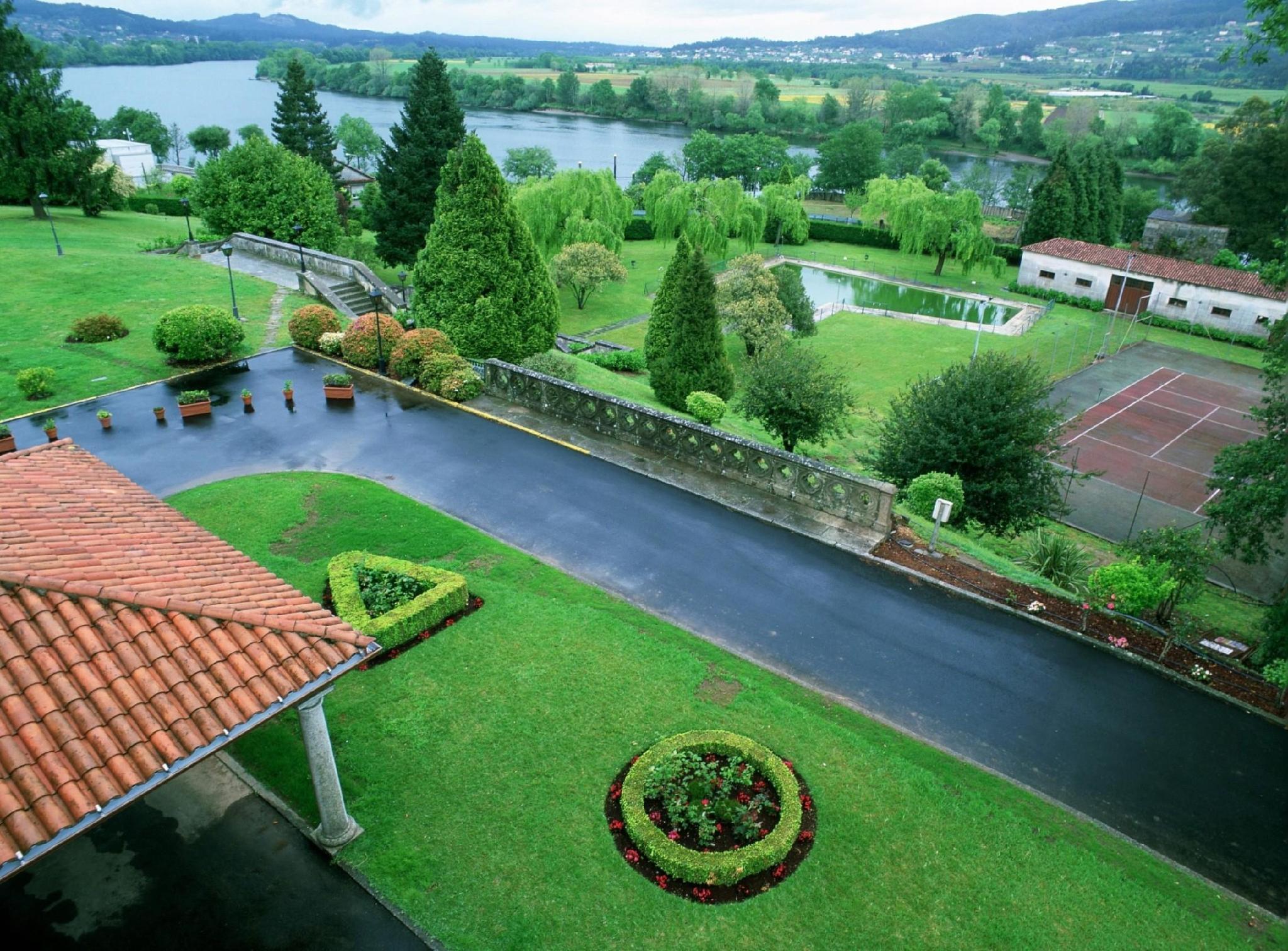 Parador De Tui Bagian luar foto