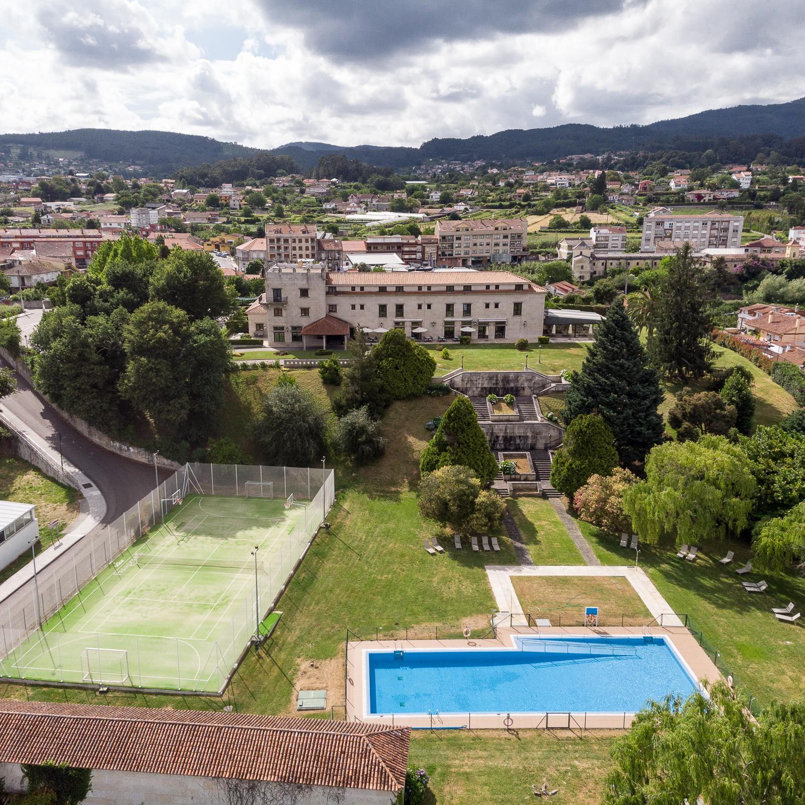 Parador De Tui Bagian luar foto